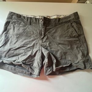Old Navy Perfect 5” Shorts